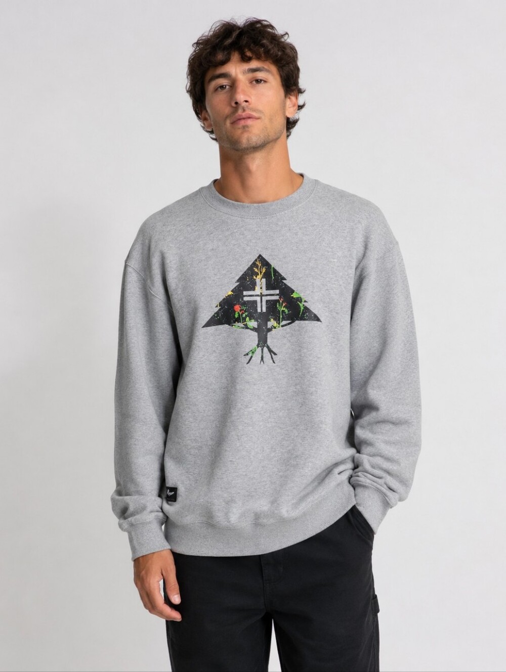 Lrg Gray Crewneck Sweatshirt with Triangle Tree Graphic Umisex